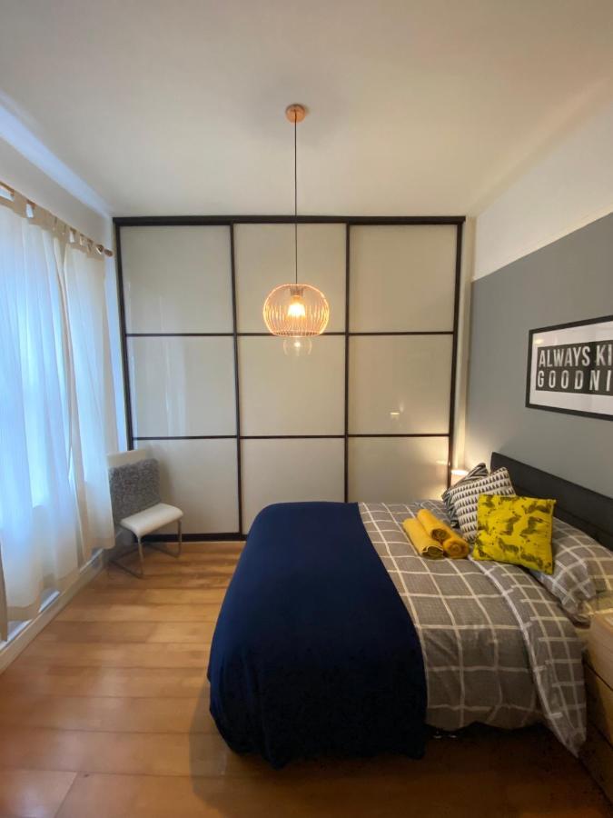 Stylish Apartment With Secure Parking Close To City Chester Buitenkant foto